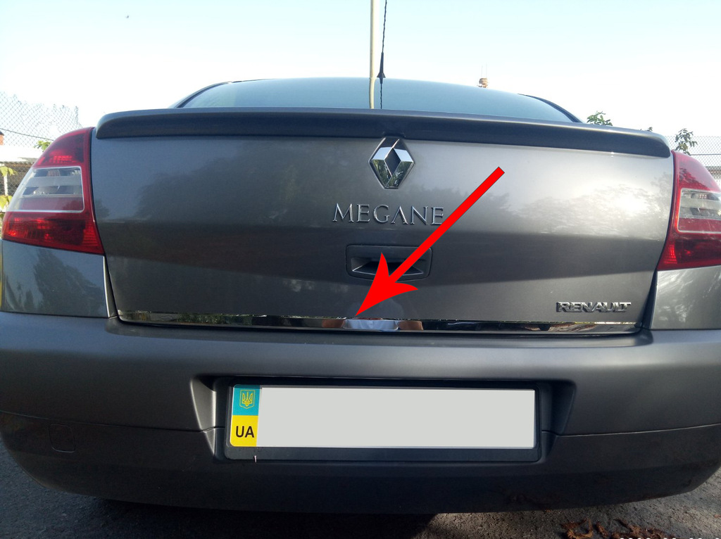 Хром накладки для Renault Megane II SD кромка багаж нерж Carmos (Туреччина)