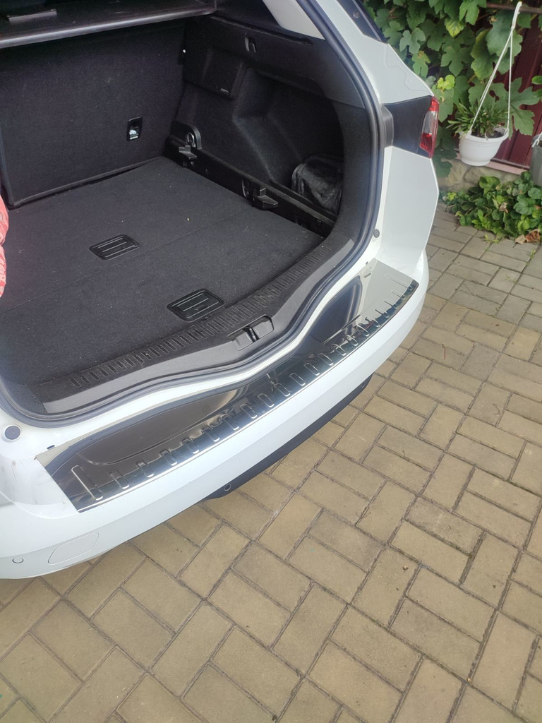 Накладка на задній бампер (нерж) для Renault Megane IV 2016- SW