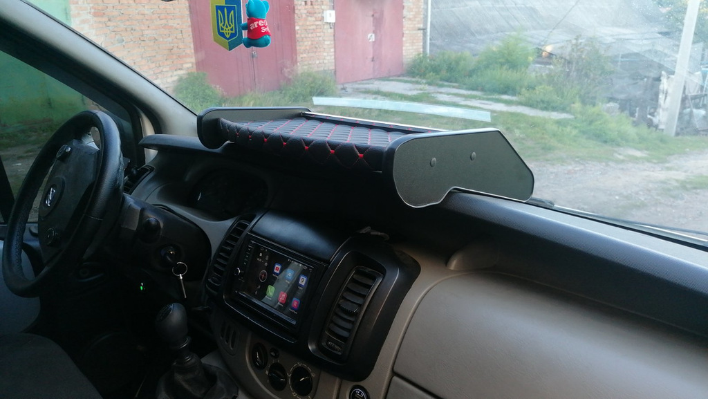 Полиця на панель (2001-2010, тип-2) для Opel Vivaro 2001-2015 рр.