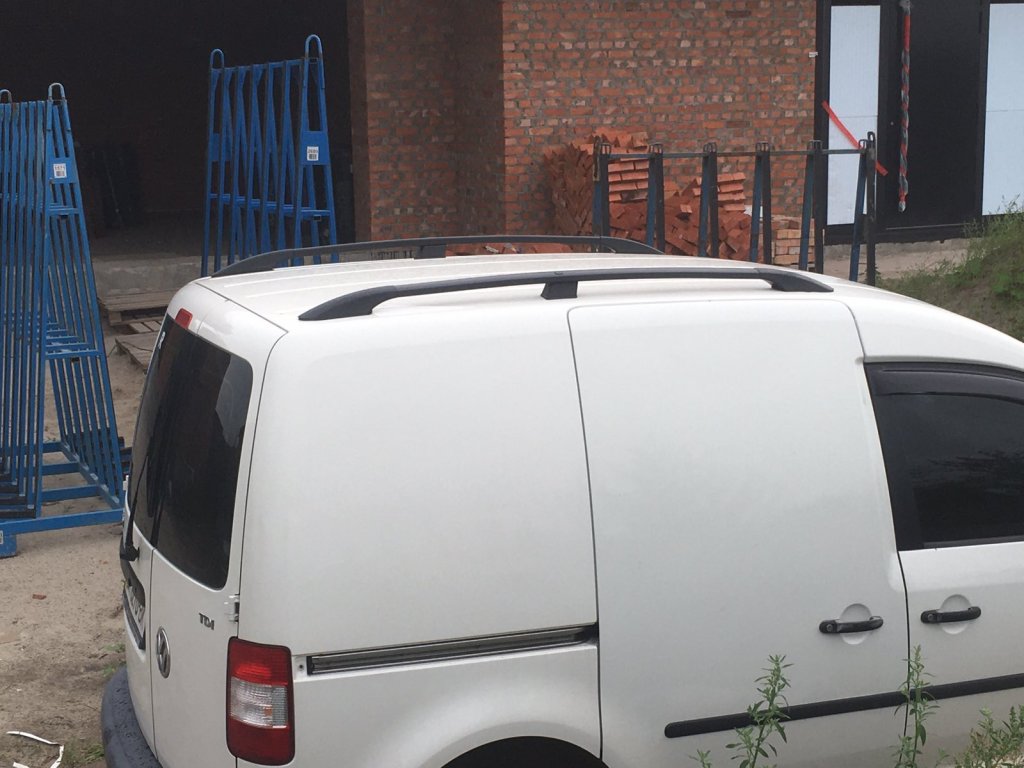 Рейлінги Чорні Стандартна, Пластикові ніжки для Volkswagen Caddy 2004-2010 рр.