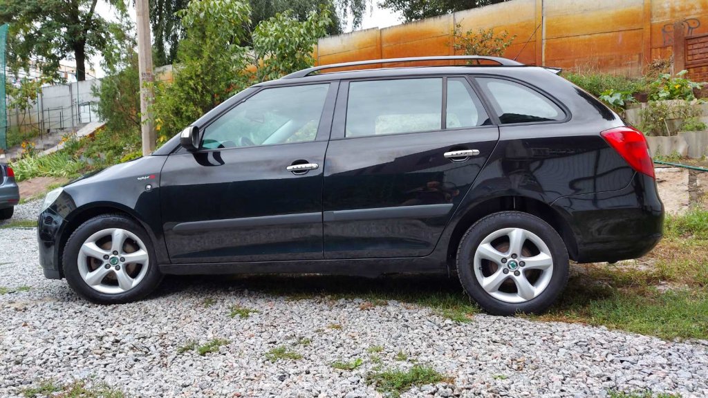 Хром накладки на ручки з дирочками для VW, Skoda нерж Carmos (Туреччина)