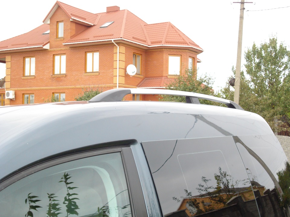 Рейлінги Хром Стандартна, Металеві ніжки для Volkswagen Caddy 2004-2010 рр.